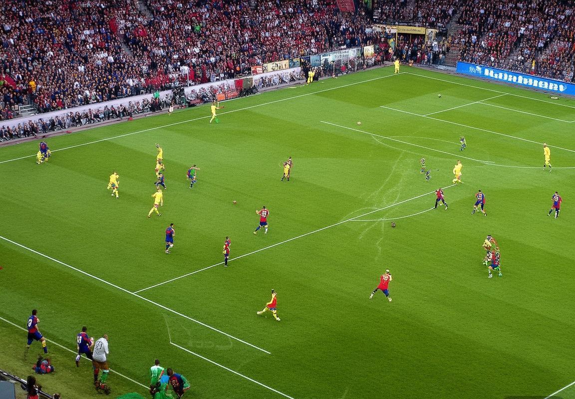 西甲新格局：巴塞罗那与拉斯帕尔马斯战术对